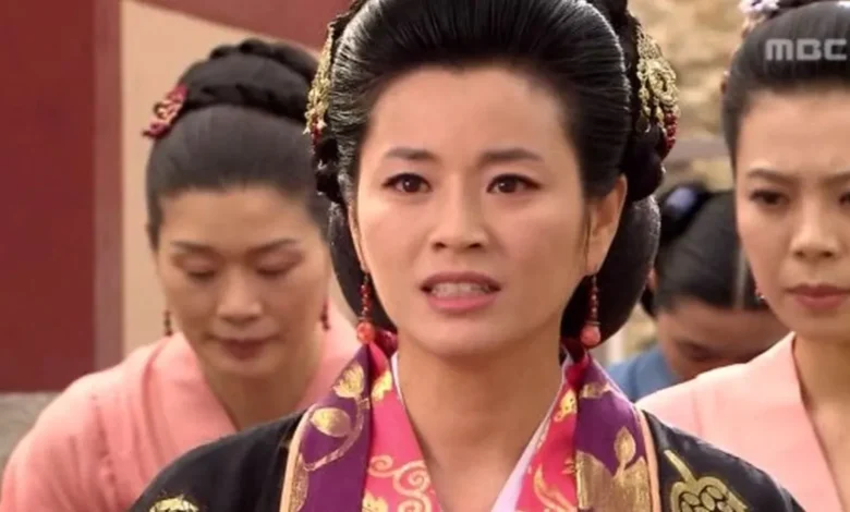 قاب روز ؛ عکس «ملکه وونهو» سریال جومونگ در 50 سالگی قاب روز ؛ عکس «ملکه وونهو» سریال جومونگ در 50 سالگی