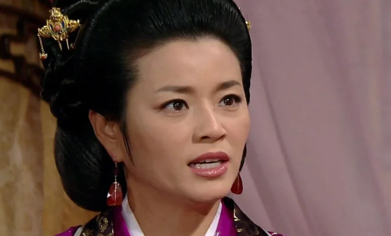 🔥تاریخ وبگردی |عکس تماشایی مادر تسو 11 سال بعد از سریال «جومونگ» در کنار دخترش لی دا این 🔥تاریخ وبگردی |عکس تماشایی مادر تسو 11 سال بعد از سریال «جومونگ» در کنار دخترش لی دا این