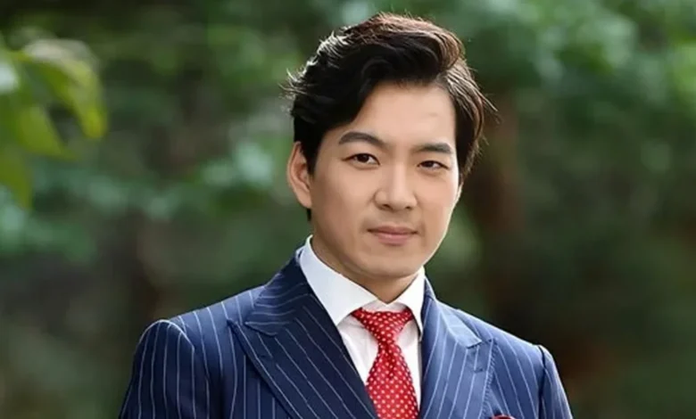 🔥تاریخ وبگردی | جومونگ در کنار طرفدارش در پشت صحنه 20 سال قبل 🔥تاریخ وبگردی | جومونگ در کنار طرفدارش در پشت صحنه 20 سال قبل