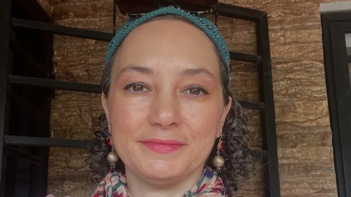 🔥تاریخ وبگردی | لحظه عاشقانه سحر ولدبیگی و نیما فلاح در شروع پاییز لحظه عاشقانه سحر ولدبیگی و نیما فلاح در شروع پاییز