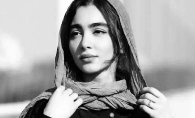 🔥تاریخ وبگردی | سونیا حسینی با این عکس غوغا به پا کرد 🔥تاریخ وبگردی | سونیا حسینی با این عکس غوغا به پا کرد