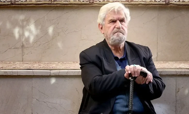 🔥تاریخ وبگردی |عکس قدیمی عنایت بخشی و سعید راد هنگام بازی بیلیارد در سال 1352 🔥تاریخ وبگردی |عکس قدیمی عنایت بخشی و سعید راد هنگام بازی بیلیارد در سال 1352