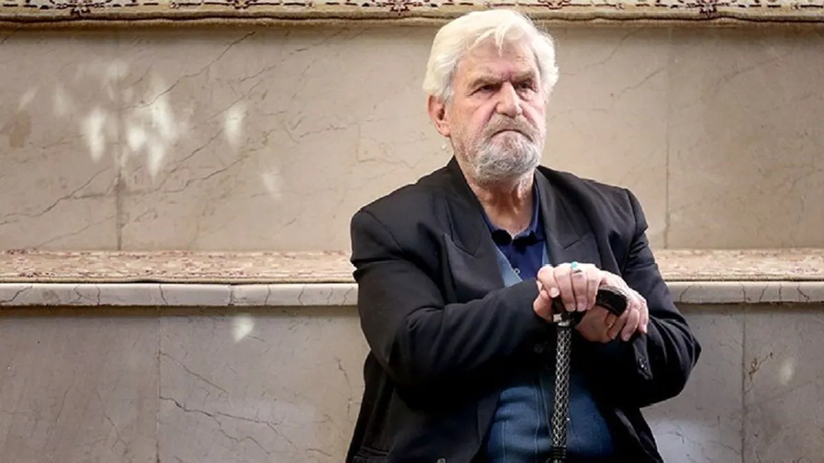 🔥تاریخ وبگردی |عکس قدیمی عنایت بخشی و سعید راد هنگام بازی بیلیارد در سال 1352 عکس قدیمی عنایت بخشی و سعید راد هنگام بازی بیلیارد در سال 1352