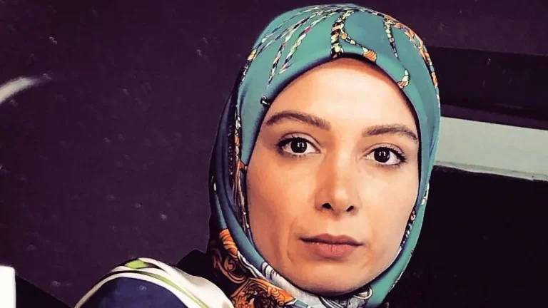 عکس داغ امروز | عکس «تینا وصال» سریال بچه مهندس 3 در کنار الهام پاوه نژاد