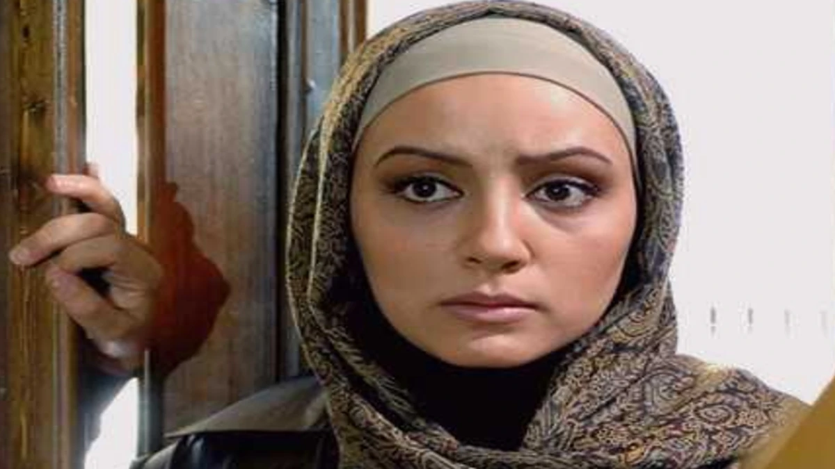 عکس زیر خاکی از ليلا برخوردارى در دهه 70