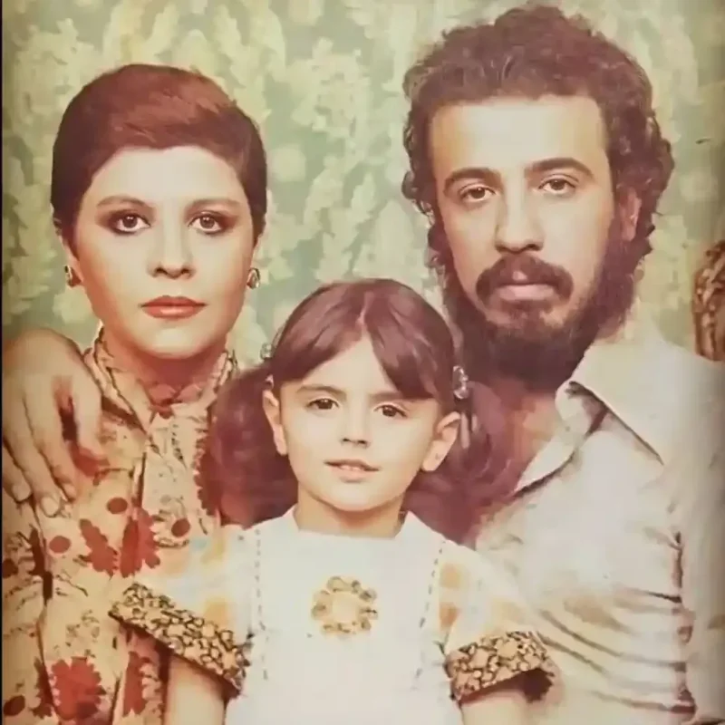 تاریخ وبگردی | زری خوشکام مادر لیلا حاتمی سال ۱۴۰۴ تاریخ وبگردی | زری خوشکام مادر لیلا حاتمی سال ۱۴۰۴