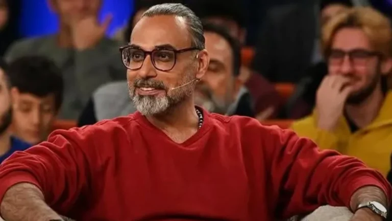 نگاه روز | نگاه عاشقانه محسن شریفیان به هنرنمایی دخترش