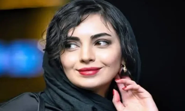 عکس آنلاین | سبک پوشش مهشید جوادی بازیگر بچه مهندس سال ۱۴۰۴