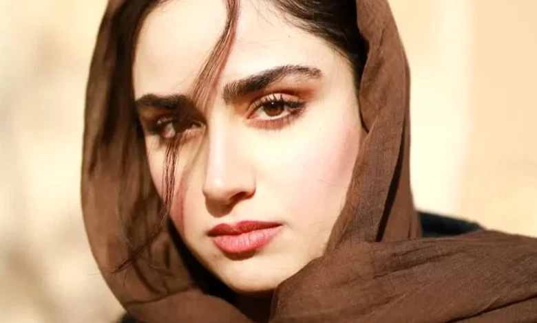 تاریخ وبگردی | «هانیه غلامی» با استایل شیک و دیدنی سال ۱۴۰۴ تاریخ وبگردی | «هانیه غلامی» با استایل شیک و دیدنی سال ۱۴۰۴