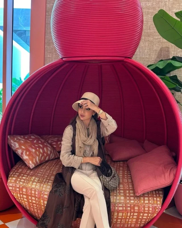 قاب روز | عکس جدید از کافهای در دبی که میزبان شبنم قلیخانی شد قاب روز | عکس جدید از کافهای در دبی که میزبان شبنم قلیخانی شد