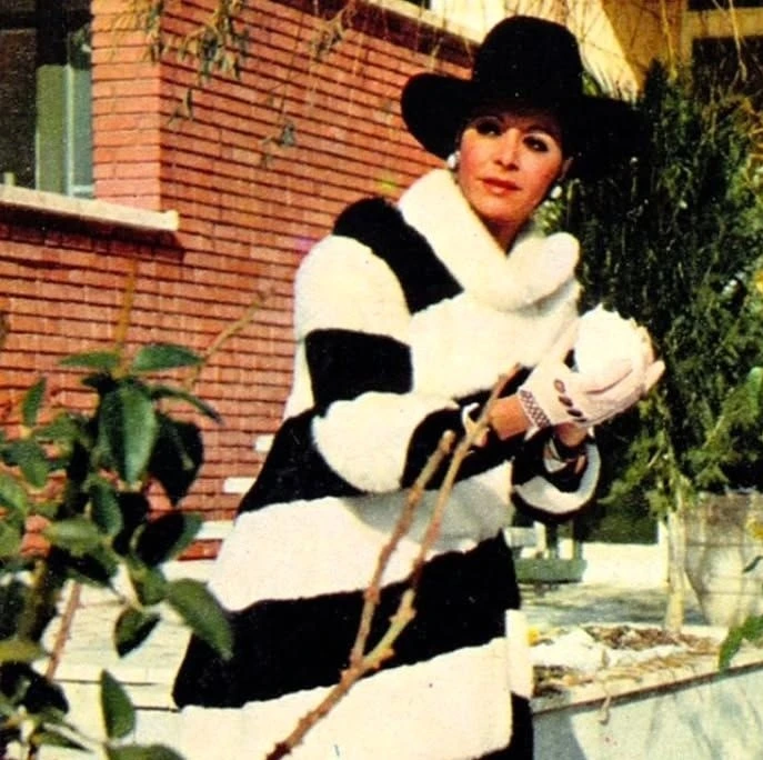 نگاه روز | عکس متفاوت «جمیله و پوری بنایی» در ایام جوانی با تیپ و ظاهر خاص دهه 50 نگاه روز | عکس متفاوت «جمیله و پوری بنایی» در ایام جوانی با تیپ و ظاهر خاص دهه 50