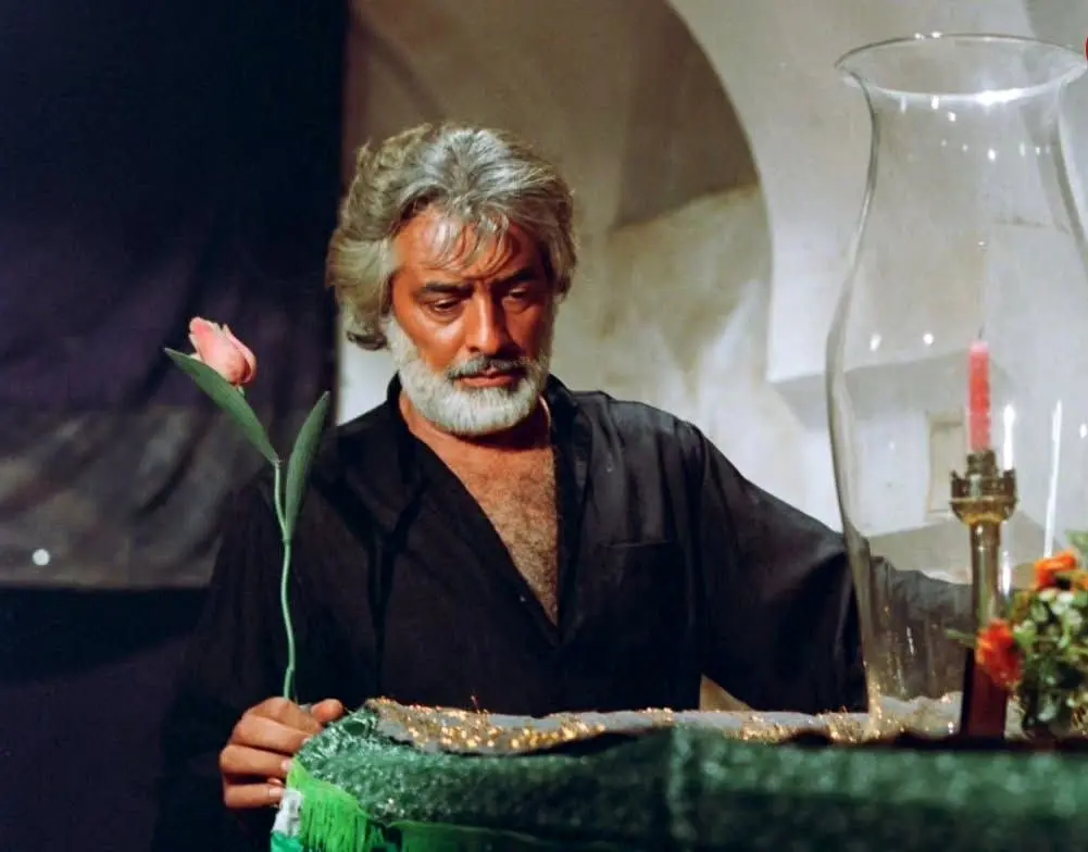 قاب روز | عکس قدیمی و دلنشین «محمدعلی فردین» بعد انقلاب و در 50 سالگی قاب روز | عکس قدیمی و دلنشین «محمدعلی فردین» بعد انقلاب و در 50 سالگی