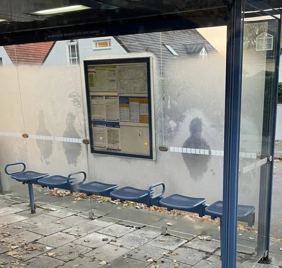 گرمای بدن افراد در ایستگاه اتوبوس