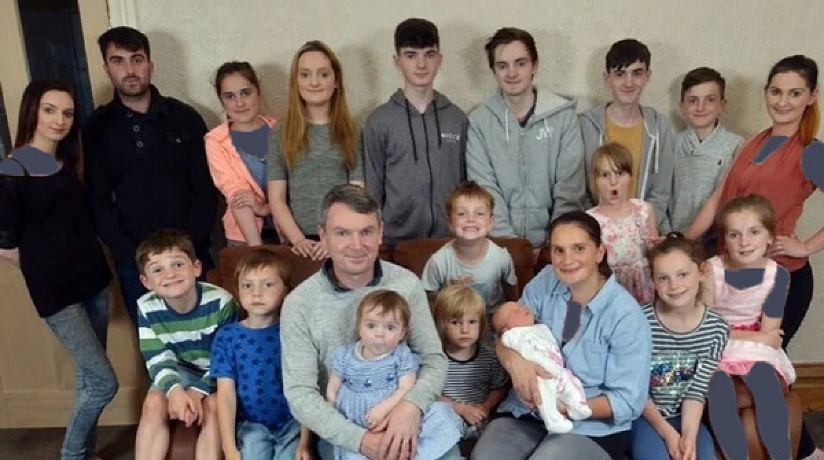 زندگی با این تعداد بچه واقعا چالش برانگیز است