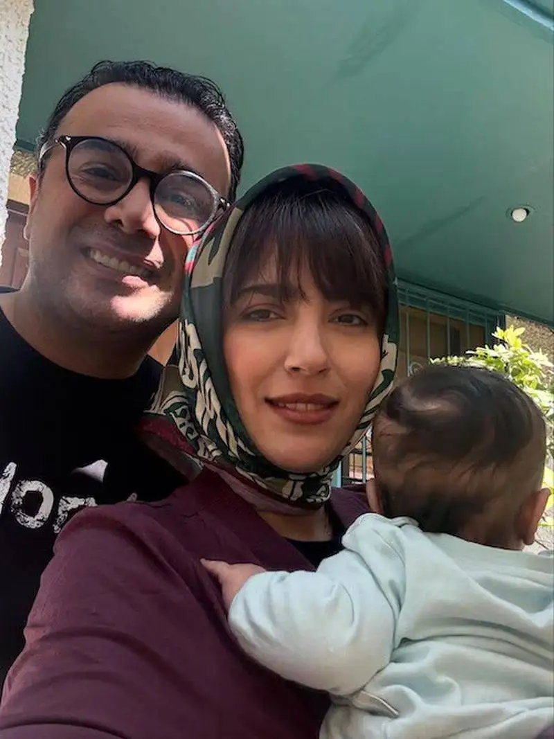 چهره تازه مونا کرمی با مدل موی چتری در اینستاگرام جنجال آفرید - الان دیگه بهش نمی خوره مامان باشه انقدر سنش کم شده !