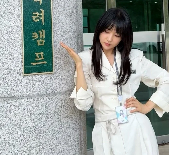 قاب روز | عکس تیپ «ملکه اینهیون» سریال دونگیی بعد از 15 سال در 38 سالگی قاب روز | عکس تیپ «ملکه اینهیون» سریال دونگیی بعد از 15 سال در 38 سالگی