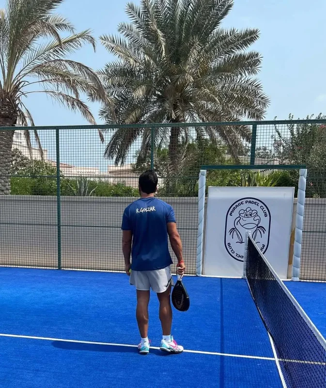 تاریخ وبگردی | عکس محمدرضا گلزار در جزیره کیش تصاویری از استایل جدید سوپراستار تاریخ وبگردی | عکس محمدرضا گلزار در جزیره کیش تصاویری از استایل جدید سوپراستار