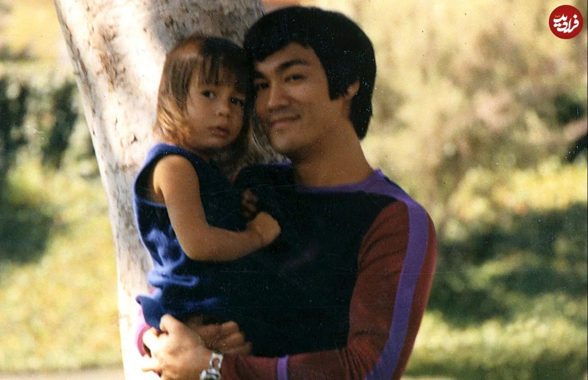 تاریخ وبگردی | تغییر چهره عجیب «شانون لی دختر بروسلی» بعد 52 سال در 55 سالگی تاریخ وبگردی | تغییر چهره عجیب «شانون لی دختر بروسلی» بعد 52 سال در 55 سالگی