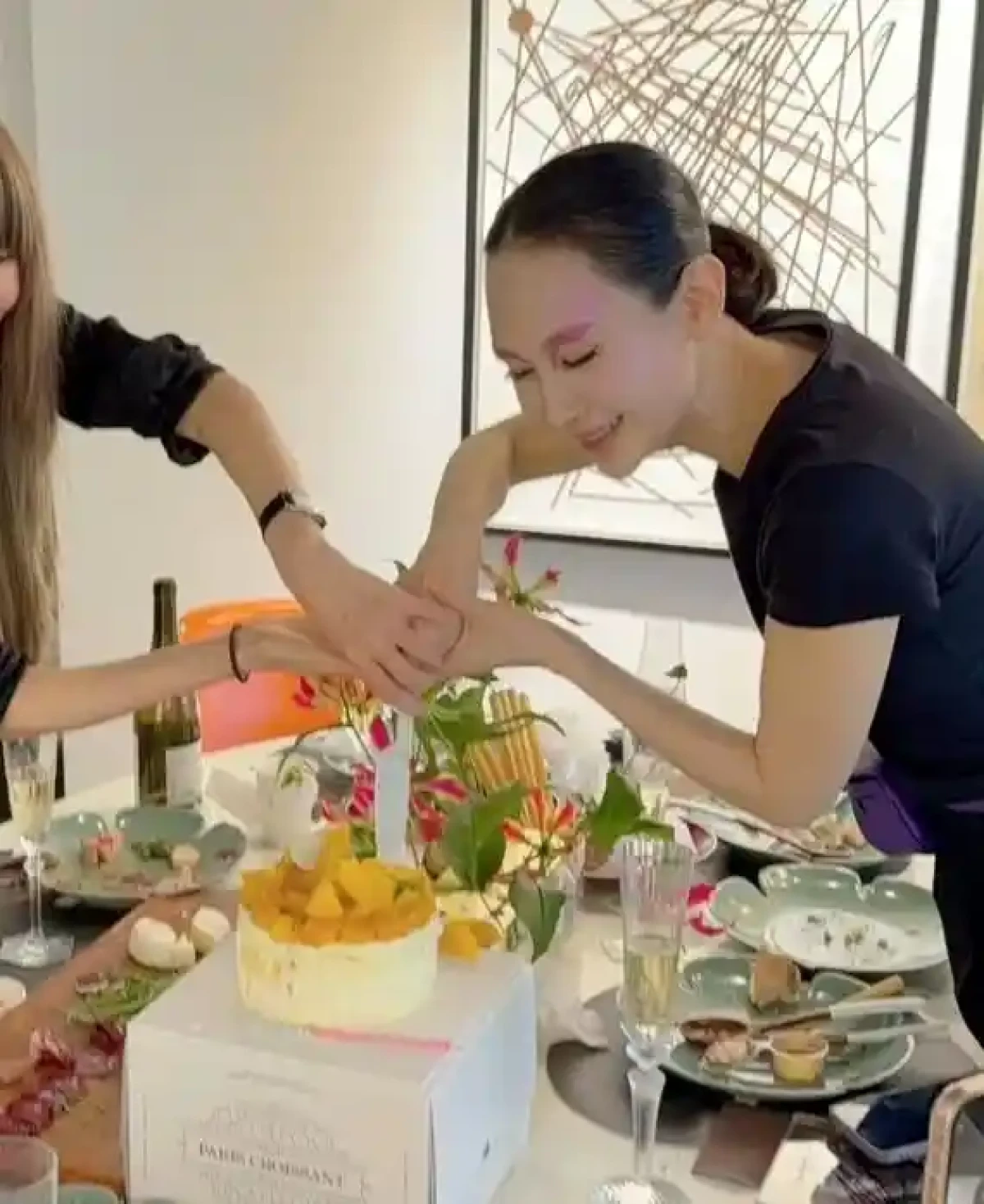 عکس دیدنی «بانو جمی» در سریال امپراتور دریا در 57 سالگی 3 1 9