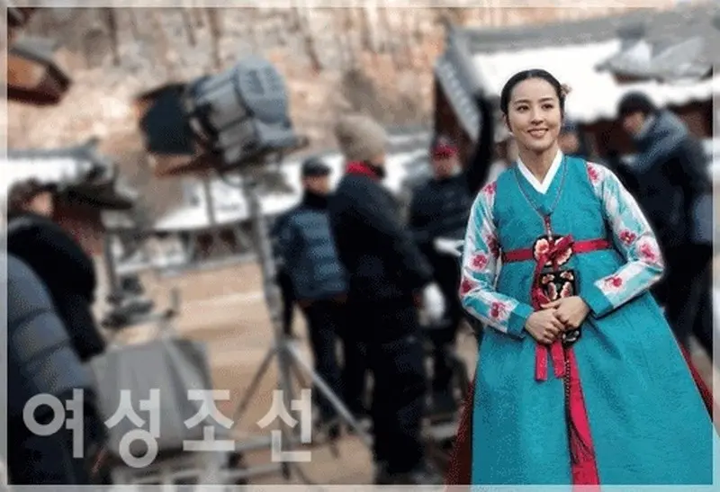 نگاه روز | سوسانو در پشتصحنه سریال شفاخانه 4 سال بعد از سریال جومونگ نگاه روز | سوسانو در پشتصحنه سریال شفاخانه 4 سال بعد از سریال جومونگ