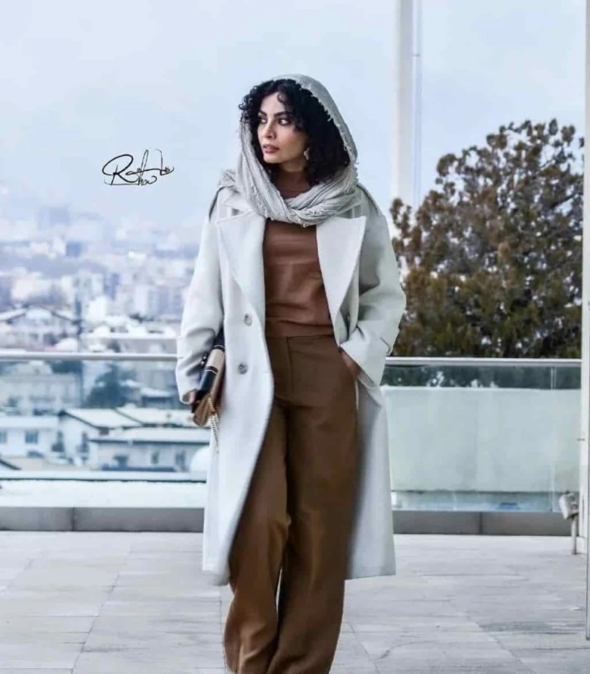 قاب روز | صحرا اسداللهی با ژستهای خاصش قاب روز | صحرا اسداللهی با ژستهای خاصش