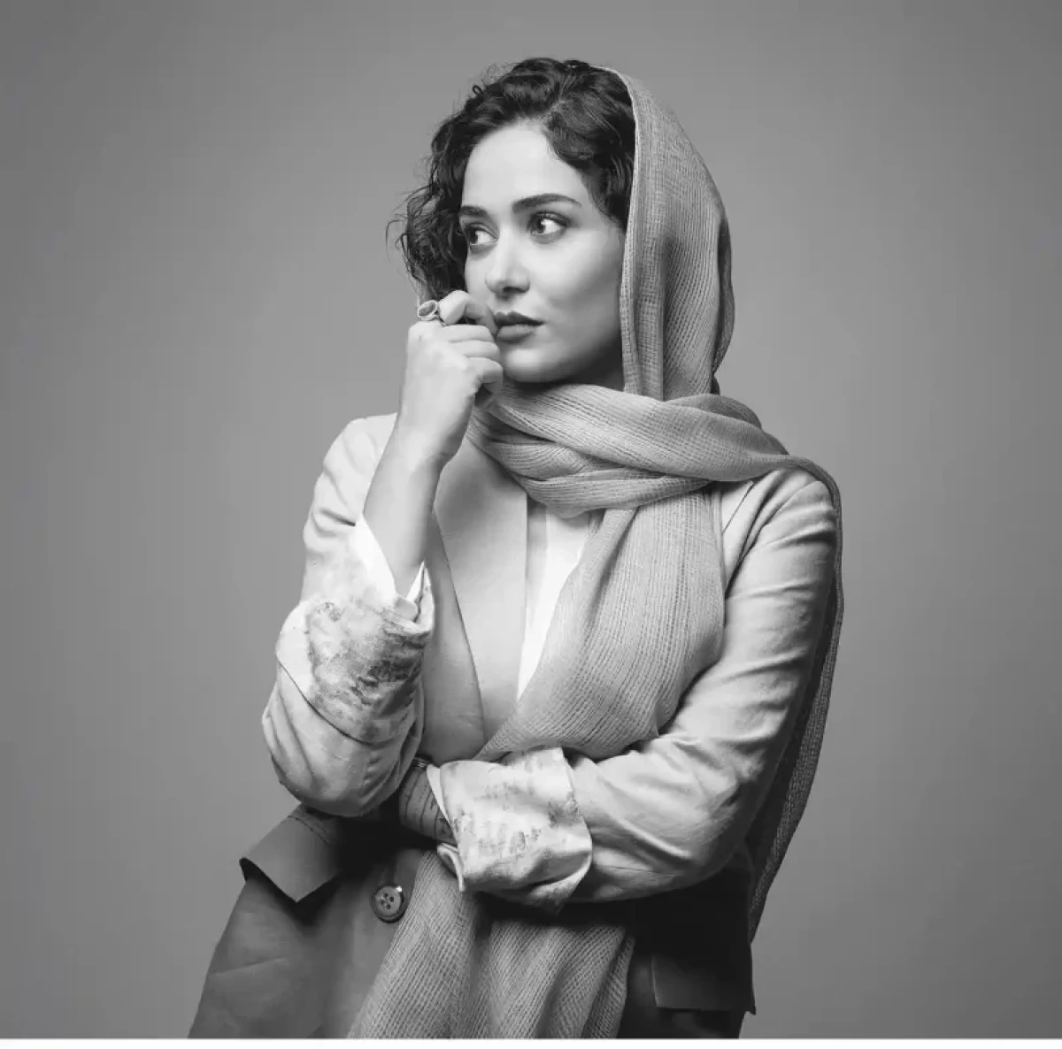 این تصویر دارای صفت خالی alt است؛ نام پروندهٔ آن %D8%A7%DB%8C%D8%B2%D8%AF%DB%8C%D8%A7%D8%B1-1-809x800.webp است