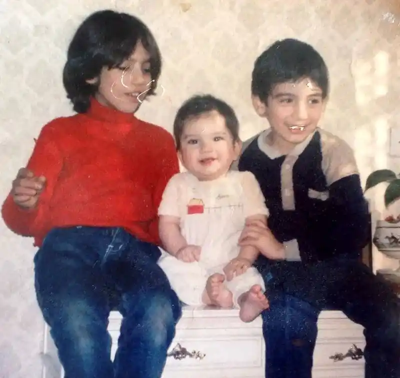 نگاه روز |متین ستوده در خانه پدری و قبل از عمل های زیبایی نگاه روز |متین ستوده در خانه پدری و قبل از عمل های زیبایی