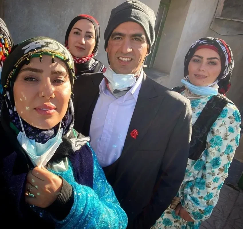 قاب روز | «مهیار، روژان، مرجان و شیلان» در پشت صحنه سریال نون خ قاب روز | «مهیار، روژان، مرجان و شیلان» در پشت صحنه سریال نون خ