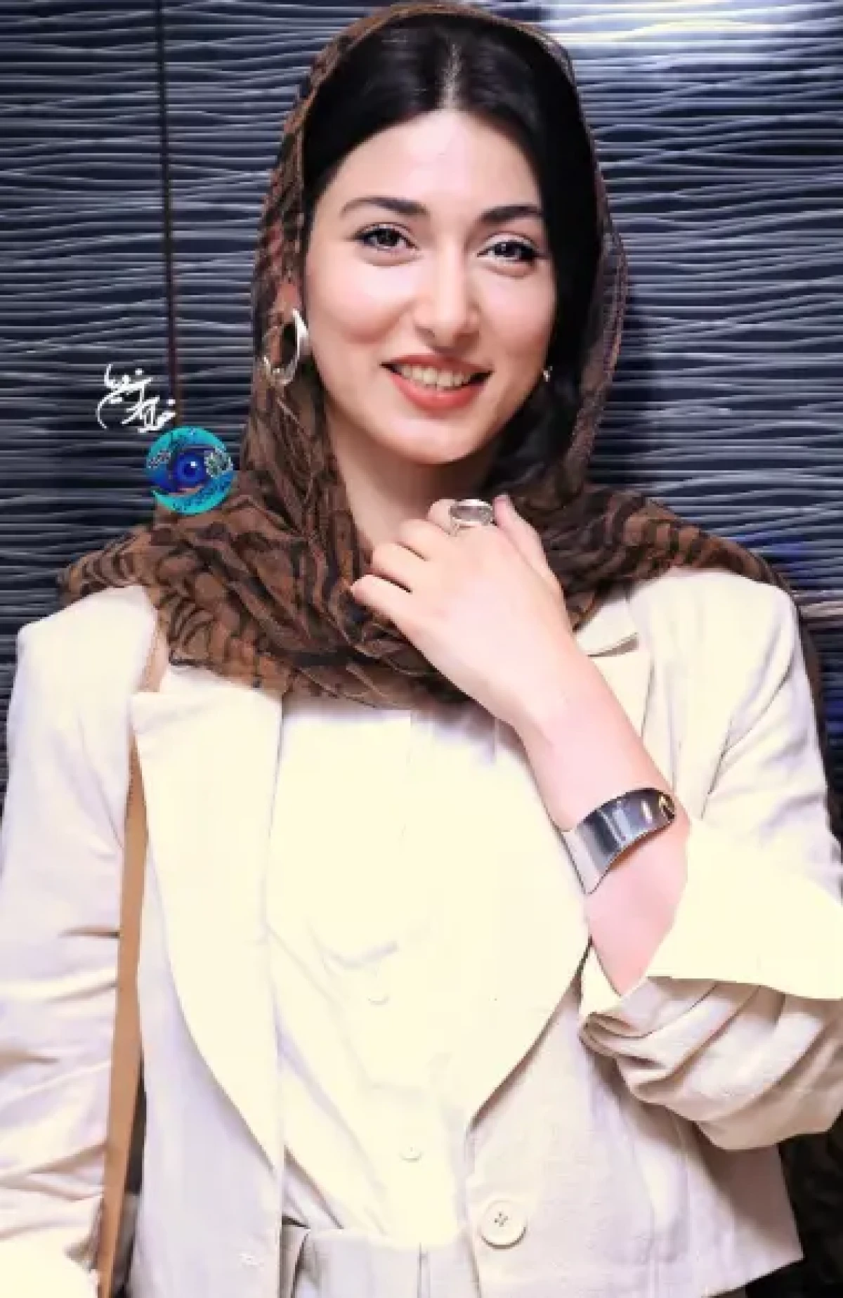 زهرا سزاوار بازیگر سریال طوبی خارج از قاب تلوزیون Screenshot 2025 08 07 141859 1