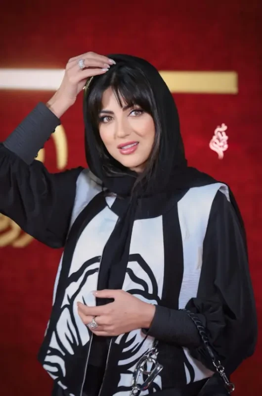 نگاه روز |چهره دیدنی هلیا امامی و استایل جذابش نگاه روز |چهره دیدنی هلیا امامی و استایل جذابش