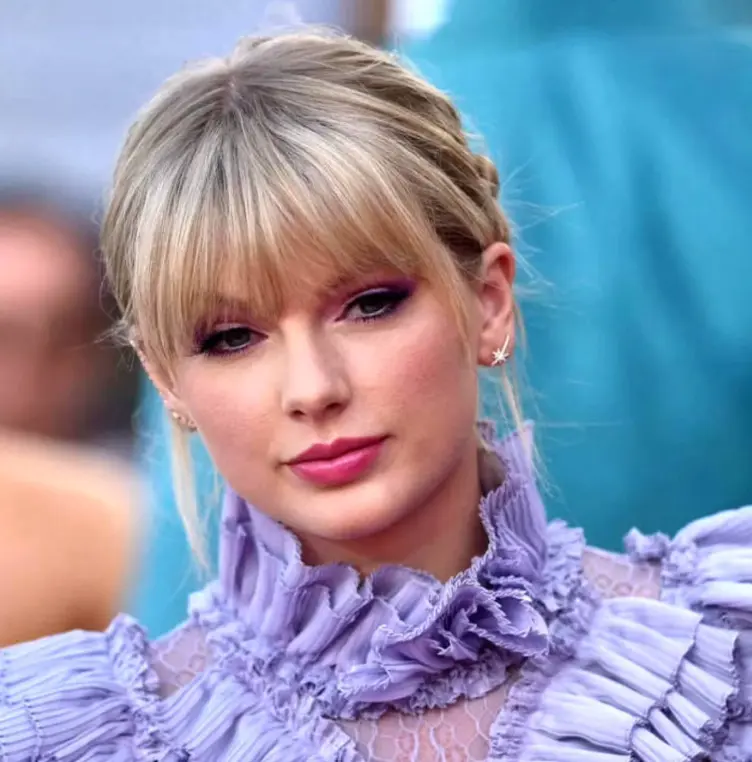 قاب روز | پیشفروش شگفتانگیز فیلم کوتاه تیلور سوئیفت قاب روز | پیشفروش شگفتانگیز فیلم کوتاه تیلور سوئیفت