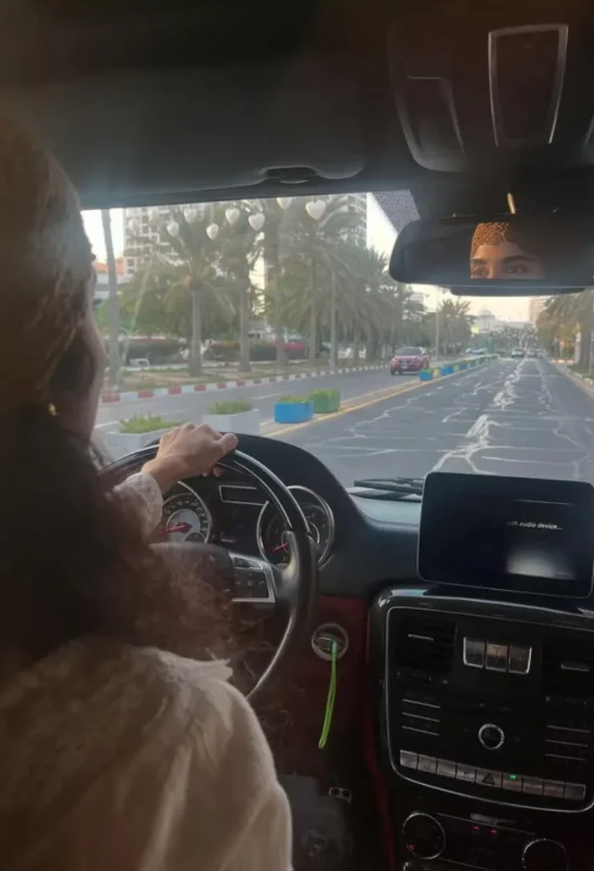 ترکیه گردی الهه حصاری با استایلی جذاب Screenshot 2025 10 08 120709