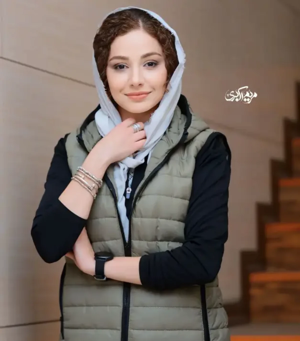 تغییر چهره سلما با بازی «مهتاب ثروتی» در سریال کیمیا بعد 10 سال Screenshot 2025 10 09 184311