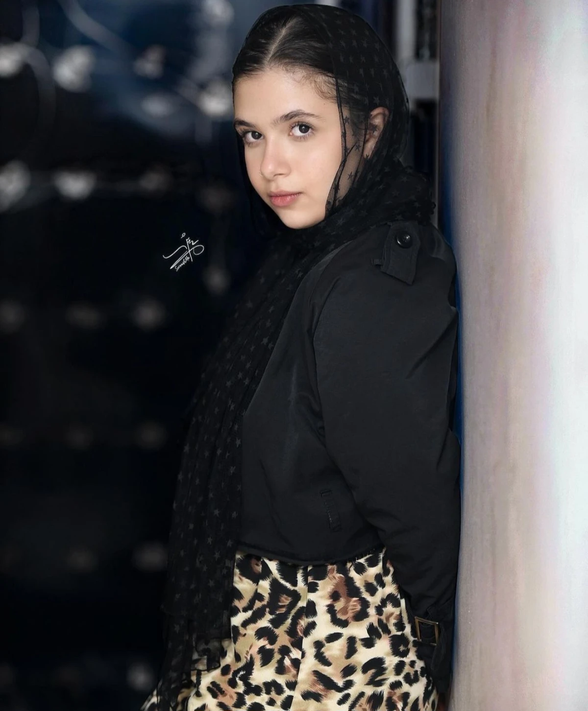 تاریخ وبگردی | نفس بازغی با تیپ ساده توجه ها را به خود جلب کرد تاریخ وبگردی | نفس بازغی با تیپ ساده توجه ها را به خود جلب کرد