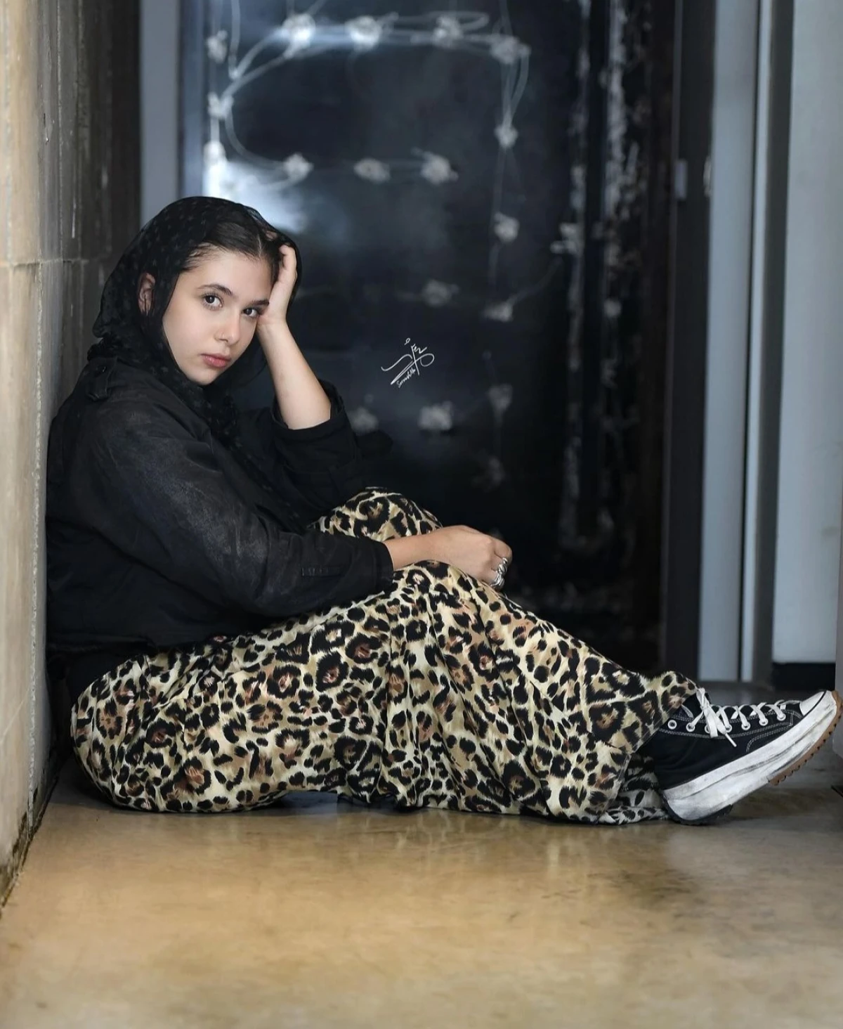 تاریخ وبگردی | نفس بازغی با تیپ ساده توجه ها را به خود جلب کرد تاریخ وبگردی | نفس بازغی با تیپ ساده توجه ها را به خود جلب کرد