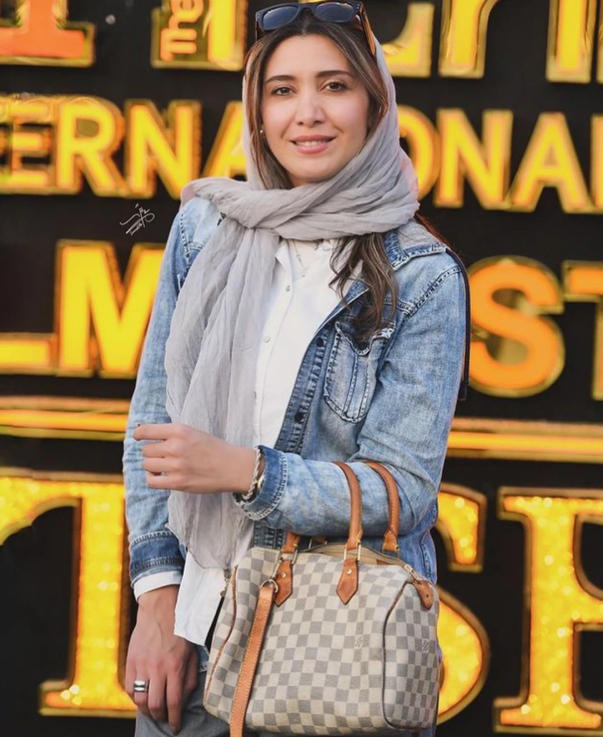 تاریخ وبگردی | پوشش جذاب نیکی مظفری در یک مراسم پربازدید شد تاریخ وبگردی | پوشش جذاب نیکی مظفری در یک مراسم پربازدید شد