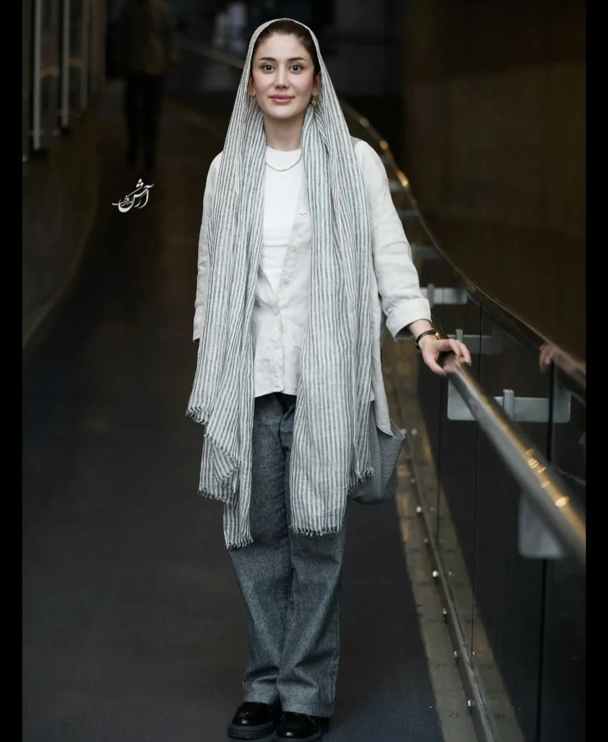 تصاویر دیده نشده | ساقی حاجی پور و خواهر خیلی جوونش که شبیه خودشه 