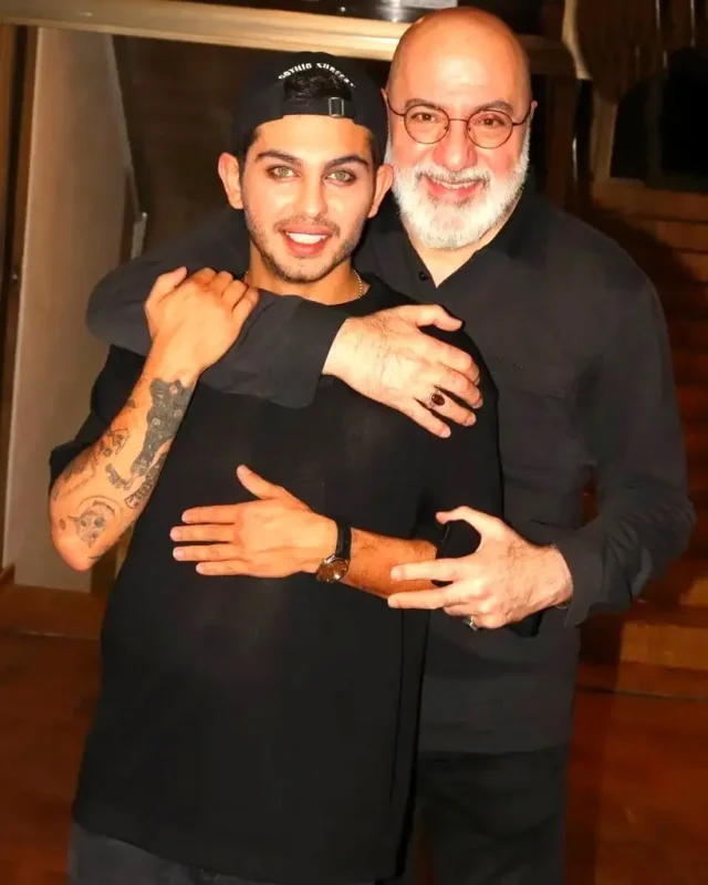 تصاویر دیده نشده | عکس «دکتر توفیقی مقدم» سریال بچه مهندس 3 در کنار ارسلان قاسمی تصاویر دیده نشده | عکس «دکتر توفیقی مقدم» سریال بچه مهندس 3 در کنار ارسلان قاسمی