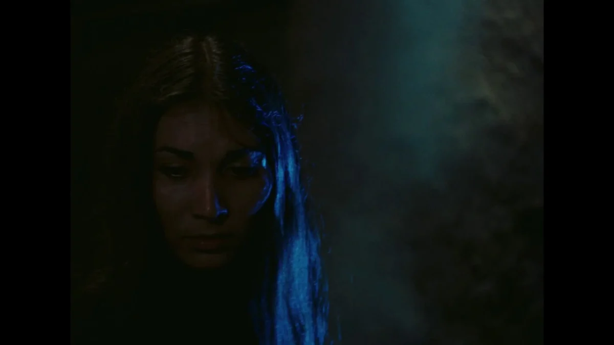 تصاویر دیده نشده | جوانی و زیبایی خیرهکننده پروانه معصومی در نسخه ترمیمشده غریبه و مه تصاویر دیده نشده | جوانی و زیبایی خیرهکننده پروانه معصومی در نسخه ترمیمشده غریبه و مه