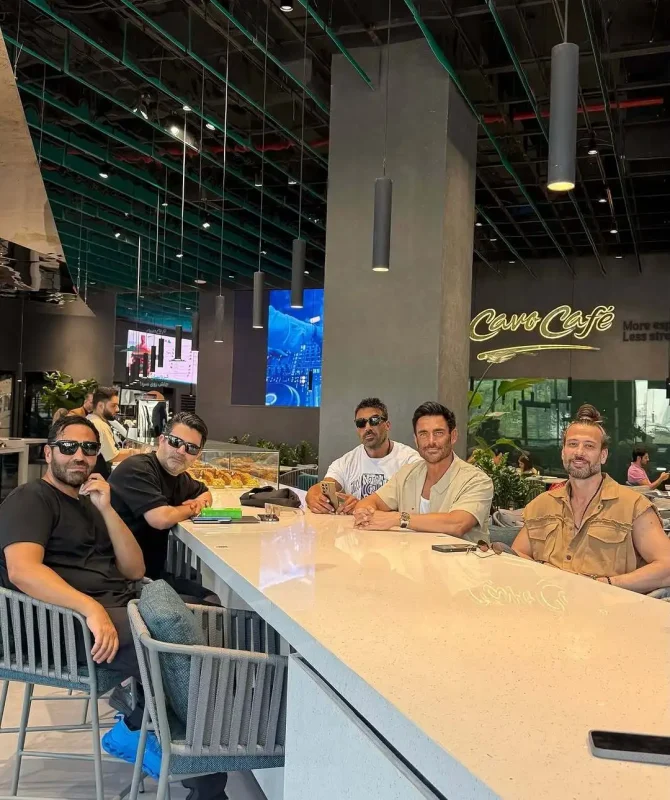 تصاویر دیده نشده | عکس محمدرضا گلزار در جزیره کیش تصاویری از استایل جدید سوپراستار تصاویر دیده نشده | عکس محمدرضا گلزار در جزیره کیش تصاویری از استایل جدید سوپراستار