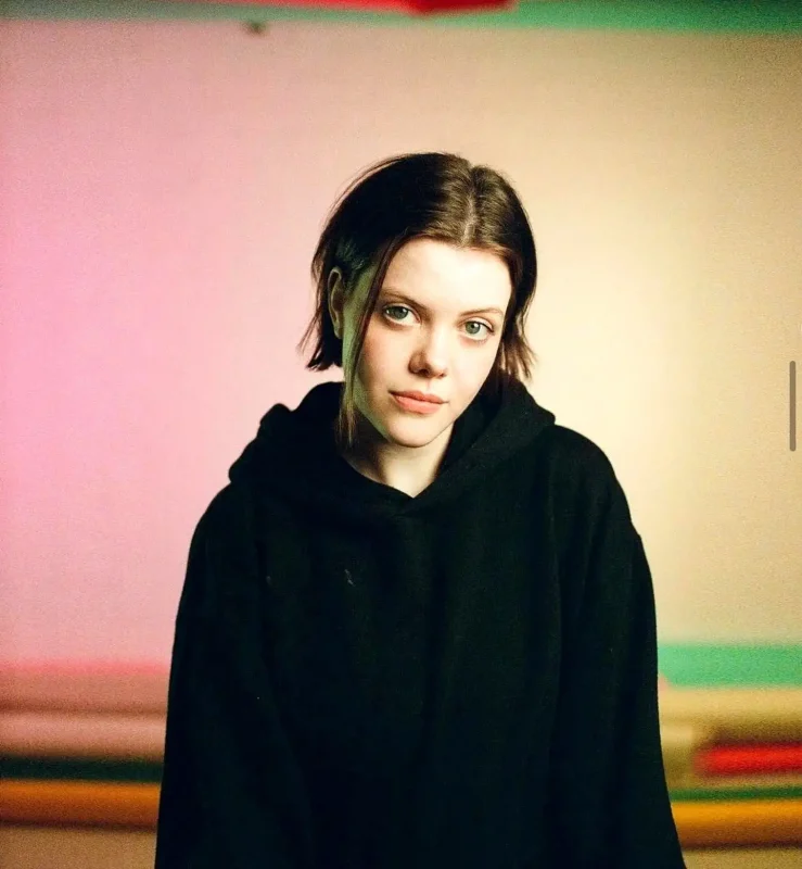 تاریخ وبگردی | عکس جدید جورجیا هنلی «لوسی» فیلم نارنیا بعد 20 سال تاریخ وبگردی | عکس جدید جورجیا هنلی «لوسی» فیلم نارنیا بعد 20 سال