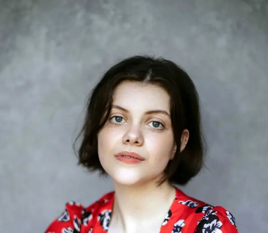 تاریخ وبگردی | عکس جدید جورجیا هنلی «لوسی» فیلم نارنیا بعد 20 سال تاریخ وبگردی | عکس جدید جورجیا هنلی «لوسی» فیلم نارنیا بعد 20 سال