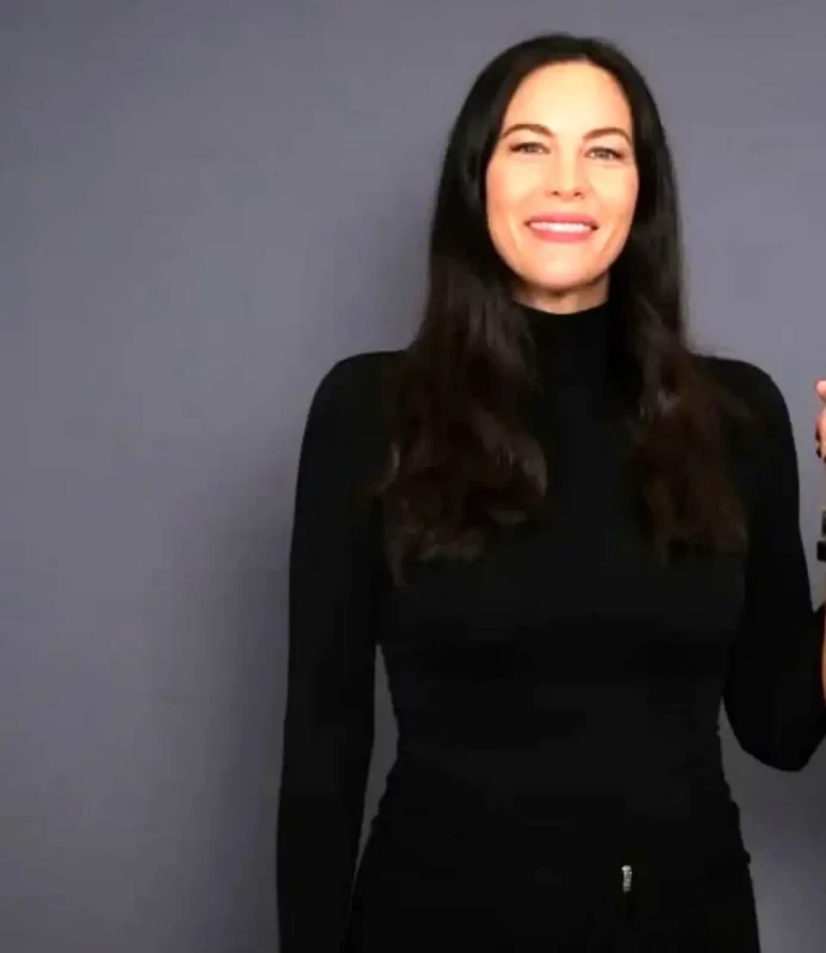 لیو تایلر «آرون» فیلم ارباب حلقه ها بعد 24 سال img 20241223 082208 529 1