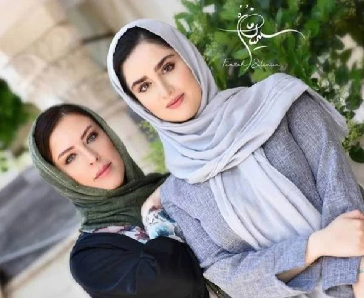 تصاویر دیده نشده | مادران جوان بازیگران زن معروف از سحر قریشی تا زیبا کرمعلی هانیه غلامی و مادرش