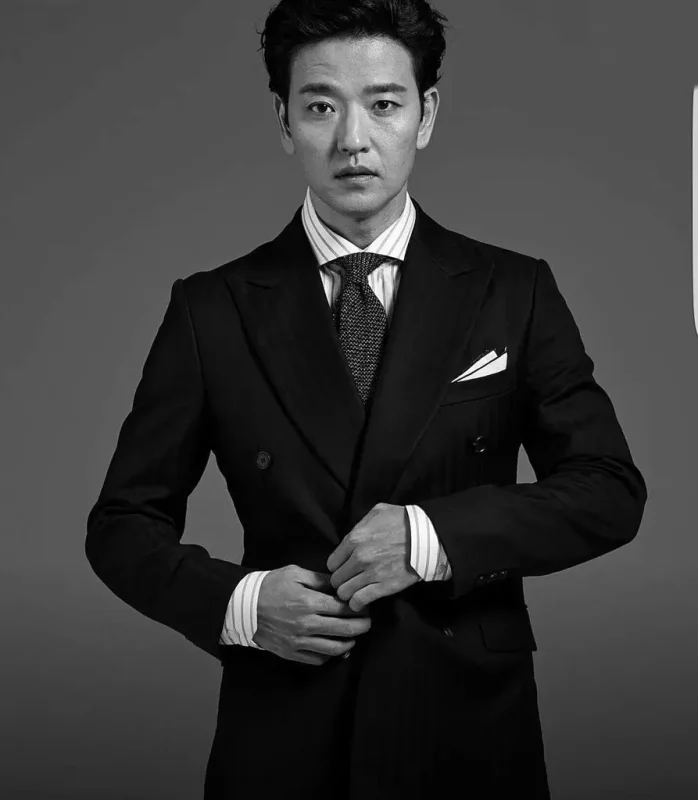 قاب روز | استایل دیدنی «مدیر سایونگ» سریال جومونگ در 40 سالگی قاب روز | استایل دیدنی «مدیر سایونگ» سریال جومونگ در 40 سالگی