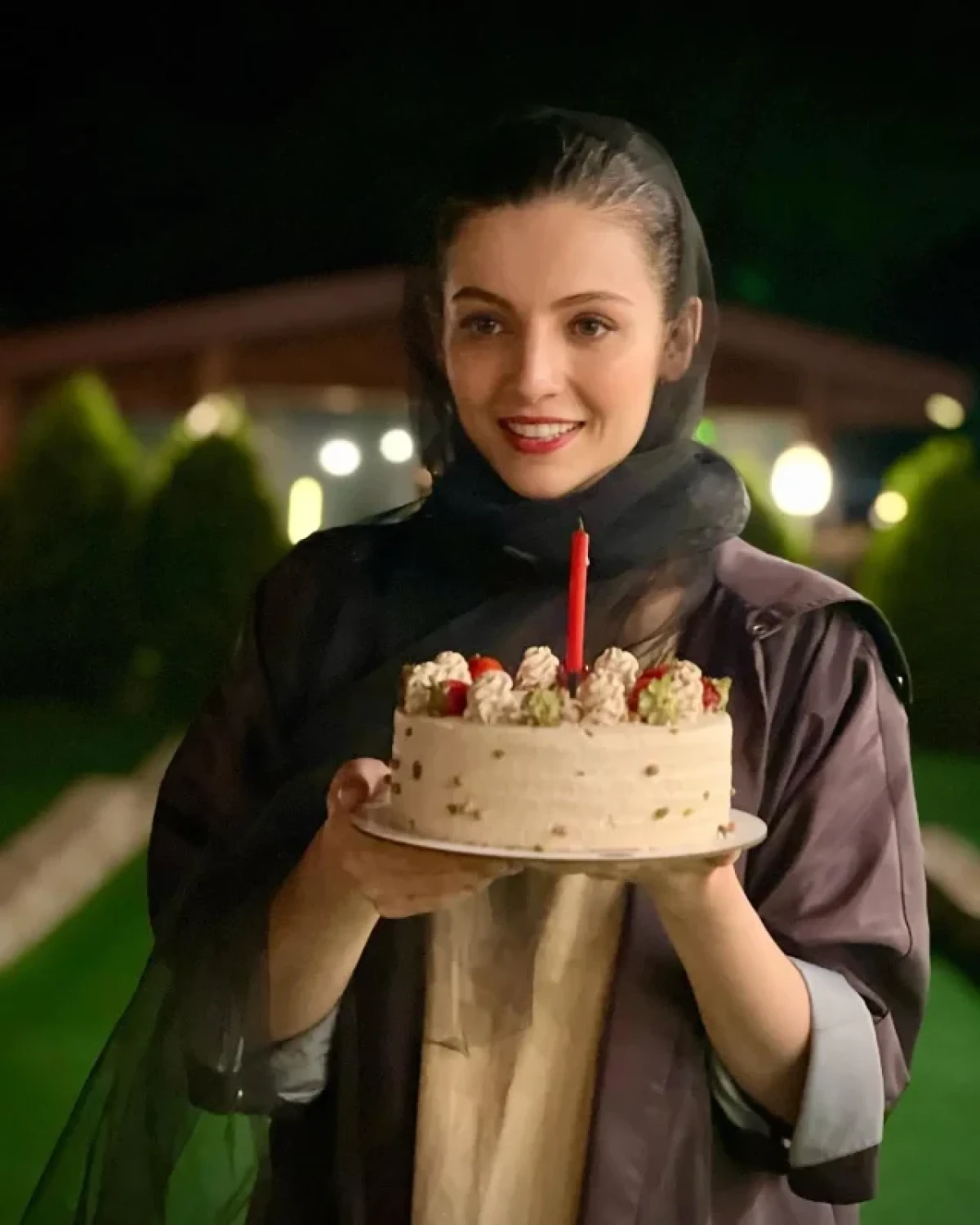 تغییر چهره مهسا حجازی «شیرین» سریال تاسیان در جشن تولد 29 سالگی mahsahejazi 1728327610 3473786234370139202 1250970264 1