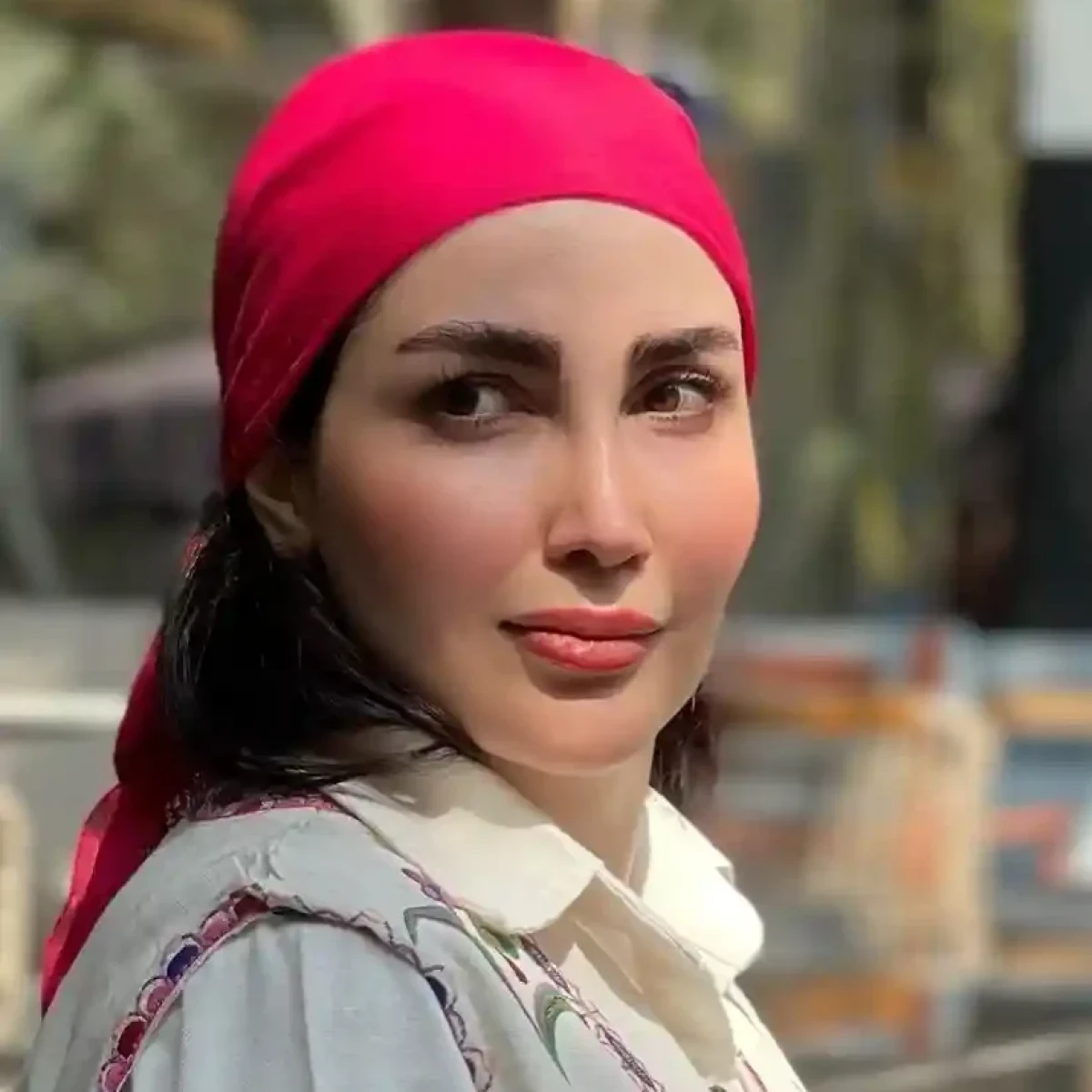 تغییر چهره جدید «نارین ایوبی» شیلان زن وحید در سریال نون خ بعد 5 سال naarinayoobi 1727610677 3467772159267682972 45041808228 edited