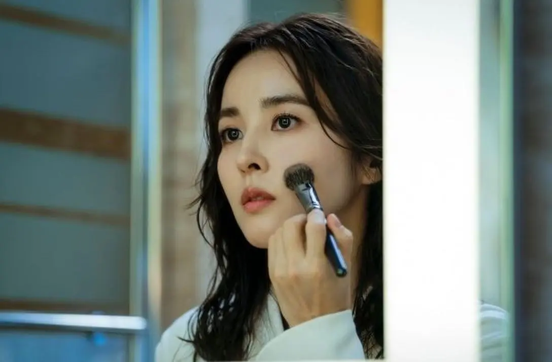 قاب روز | تغییر سوسانو 17 سال بعد از سریال جومونگ در پشتصحنه سریال وکیل طلاق قاب روز | تغییر سوسانو 17 سال بعد از سریال جومونگ در پشتصحنه سریال وکیل طلاق