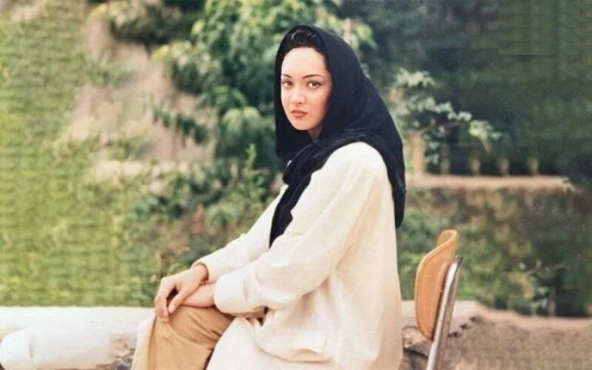 نگاه روز | چهره زیبای «نیکی کریمی» در 27 سالگی و در سال 1377 نگاه روز | چهره زیبای «نیکی کریمی» در 27 سالگی و در سال 1377