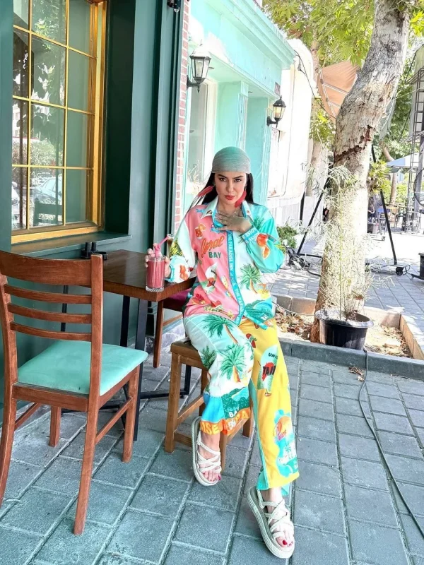 قاب روز | استایل گل گلی شیدا یوسفی بازیگر سریال نون خ قاب روز | استایل گل گلی شیدا یوسفی بازیگر سریال نون خ